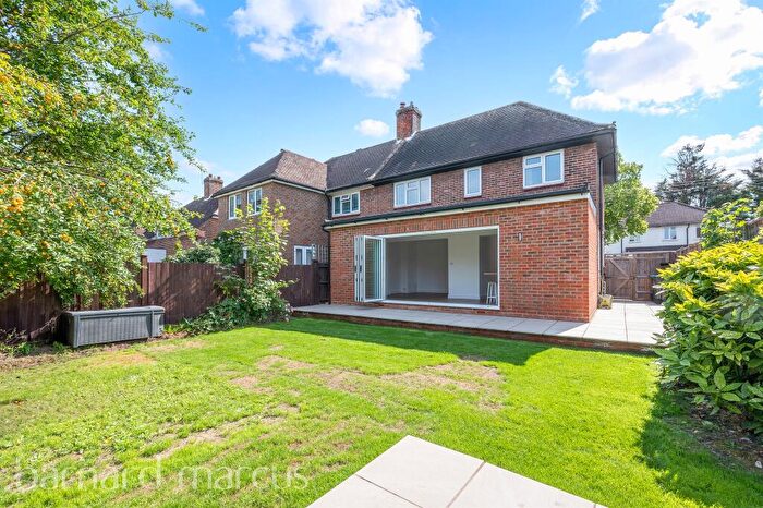 4 Bedroom Semi-Detached House For Sale In Long Walk, New Malden, KT3