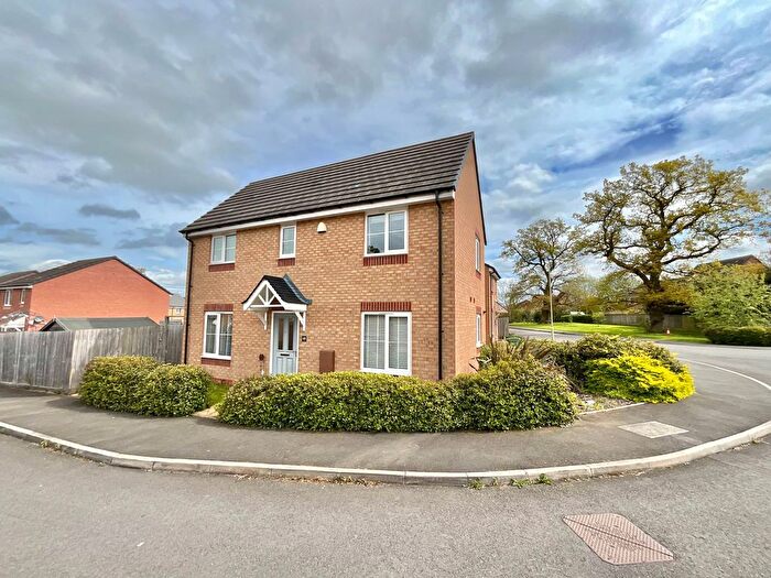 3 Bedroom End Of Terrace House For Sale In Hough Way, Shifnal, TF11