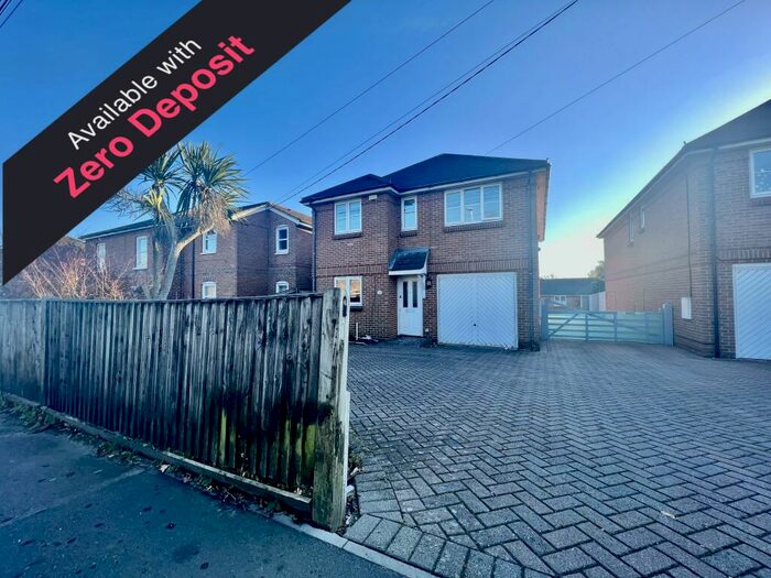 4 Bedroom House To Rent In Lower Northam Road, Hedge End, Southampton, SO30