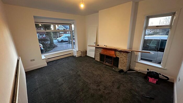 2 Bedroom Bungalow To Rent In Wickersley Road, Rotherham, S60