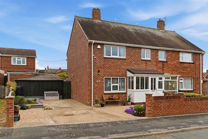 3 Bedroom Semi-Detached House For Sale In Kirkfield Road, Withernsea, HU19