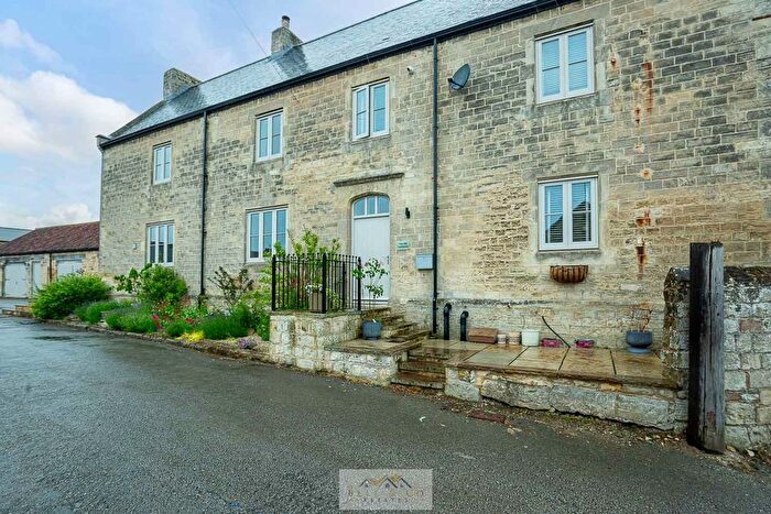 4 Bedroom Semi-detached House For Sale In Turner Croft, Laughton-En-Le-Morthern, Sheffield, S25