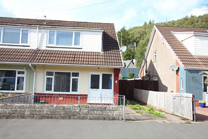 3 Bedroom Semi Detached House For Sale In Glyn Bedw, Cwm Las Estate, Llanbradach, Caerphilly, CF83