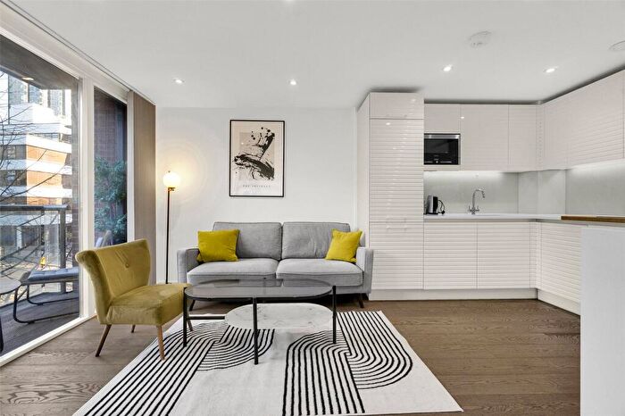 2 Bedroom Apartment To Rent In Central Street, EC1V