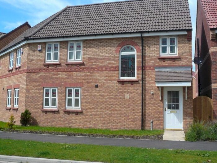 3 Bedroom Semi-Detached House To Rent In Reeves Way, Armthorpe, Doncaster, DN3