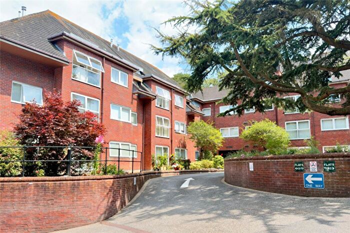 2 Bedroom Apartment For Sale In Canford Cliffs Road, Poole, Dorset, BH13