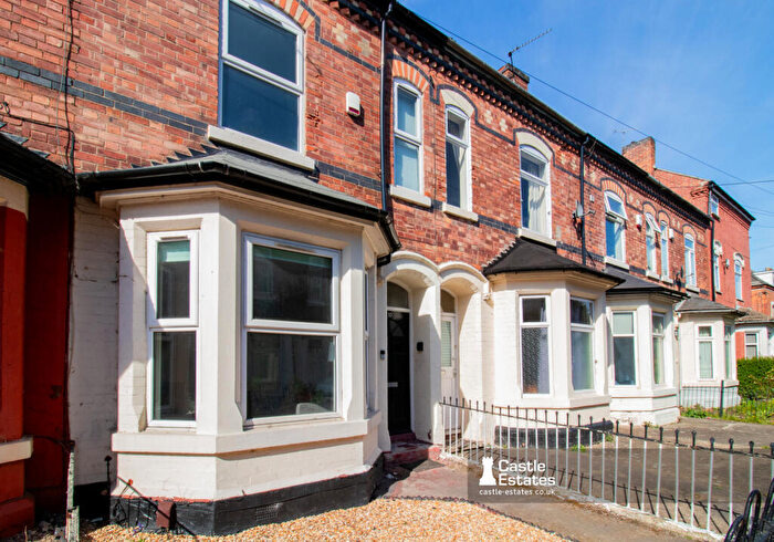 3 Bedroom Terraced House For Sale In Tudor Grove, Nottingham, NG1