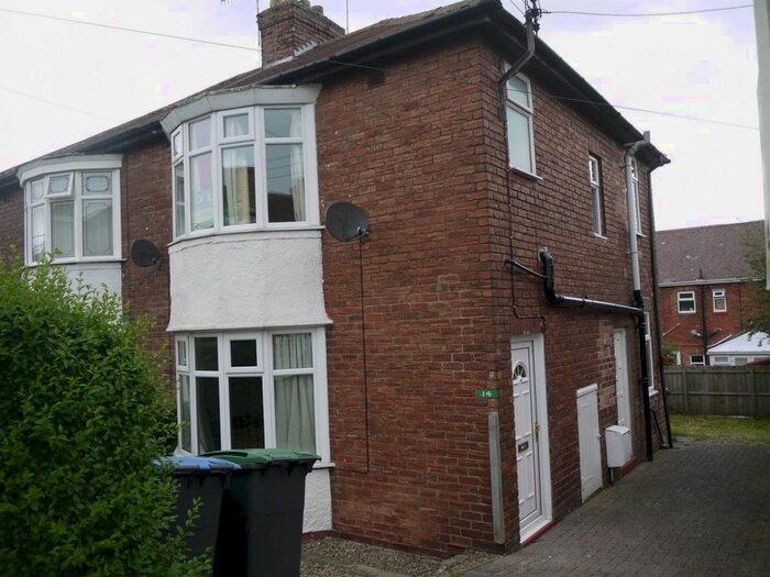 3 Bedroom Detached House To Rent In Chaytor Road, Consett, Consett, Co Durham, DH8