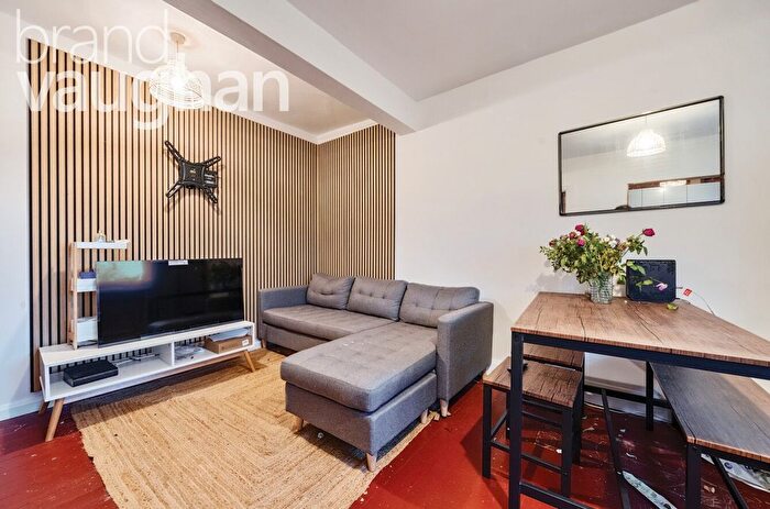 1 Bedroom Terraced House To Rent In Baden Road, Brighton, East Sussex, BN2