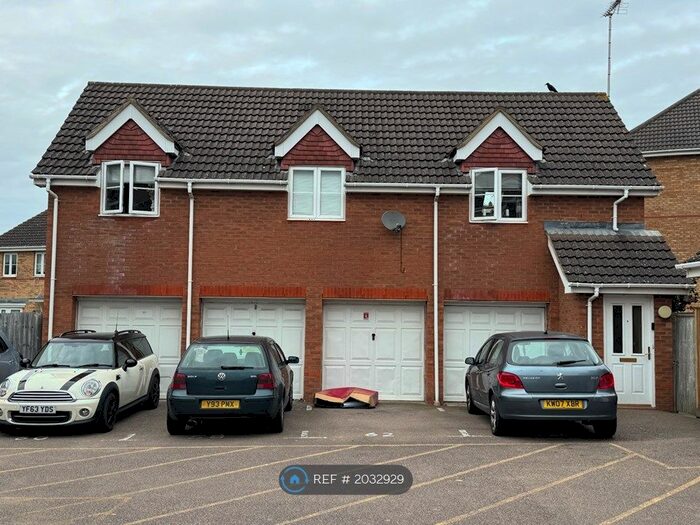 2 Bedroom Maisonette To Rent In Campion Road, Hatfield Garden Village, AL10