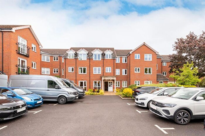 1 Bedroom Flat For Sale In Warwick Road, Reading, RG2