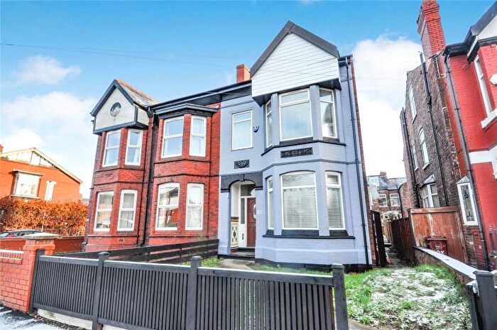 5 Bedroom Semi Detached House To Rent In Egerton Road North, Manchester, Greater Manchester, M16