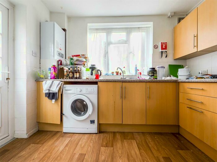 4 Bedroom Semi-Detached House To Rent In Lucraft Road, Brighton, East Sussex, BN2