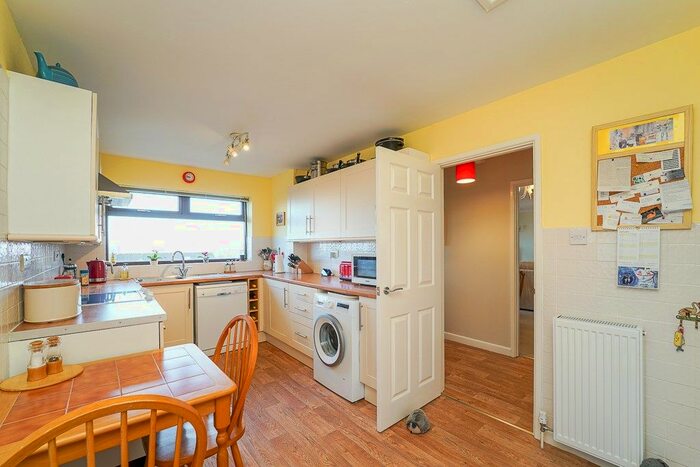 4 Bedroom Detached Bungalow For Sale In Sage Close, Portishead, Bristol, BS20