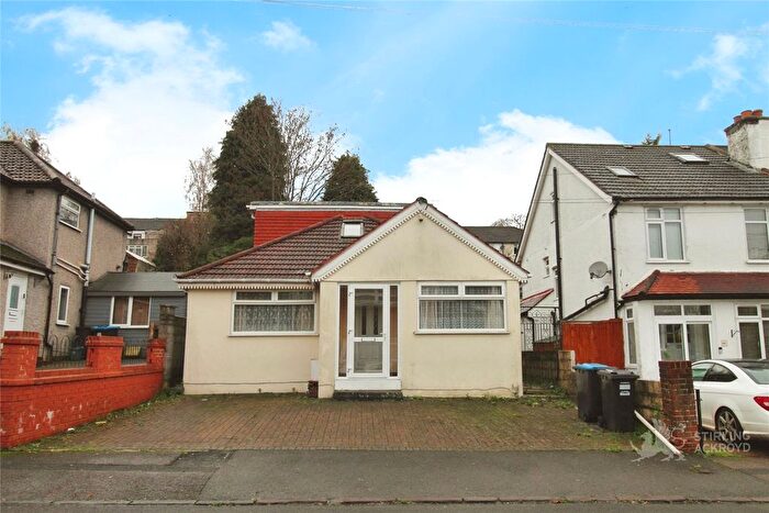 5 Bedroom Detached House To Rent In Milton Road, Caterham, Surrey, CR3