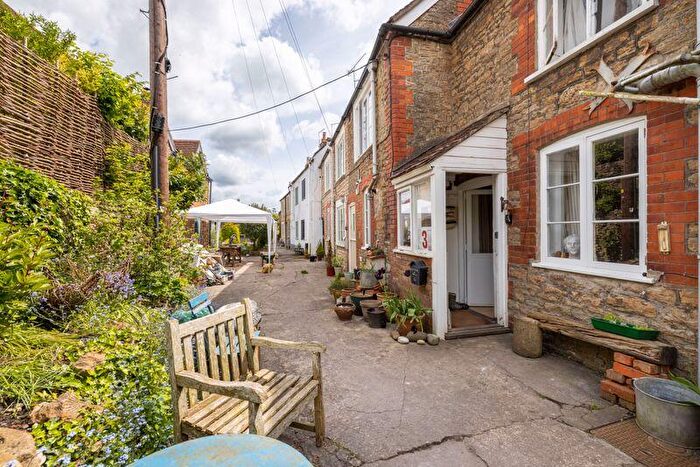 Terraced House To Rent In * Available November*, BA10