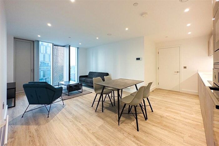 1 Bedroom Apartment To Rent In The Blade, M15