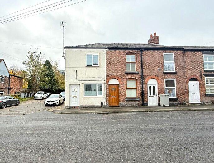 3 Bedroom End Of Terrace House To Rent In Ryle Street, Macclesfield, Cheshire, SK11