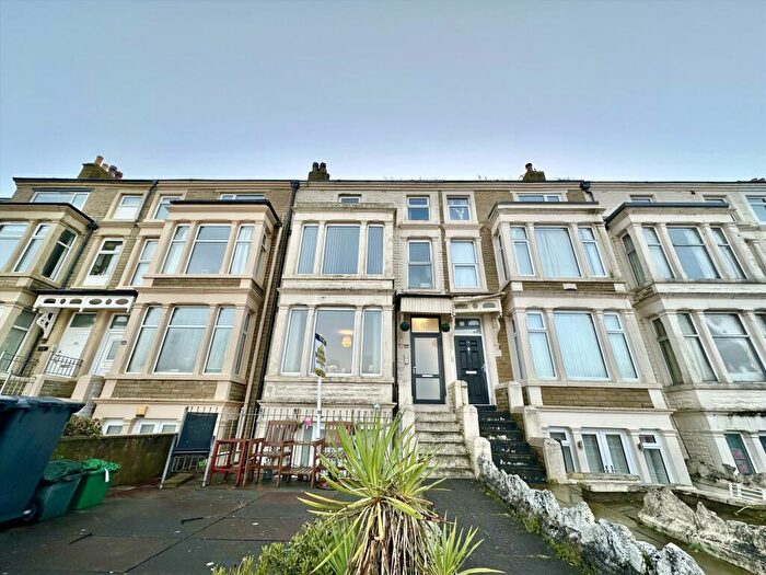 2 Bedroom Flat To Rent In Sandylands Promenade, Heysham, Morecambe, Lancashire, LA3