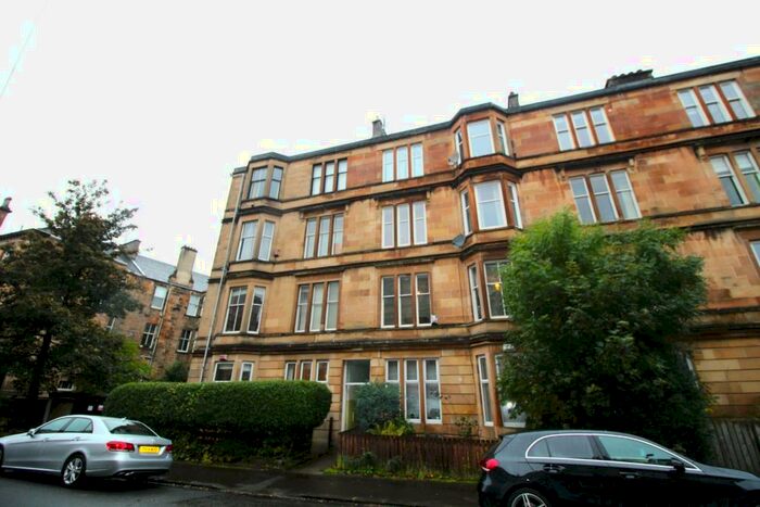 2 Bedroom Flat To Rent In Maybank Street, Queens Park, Glasgow, G42