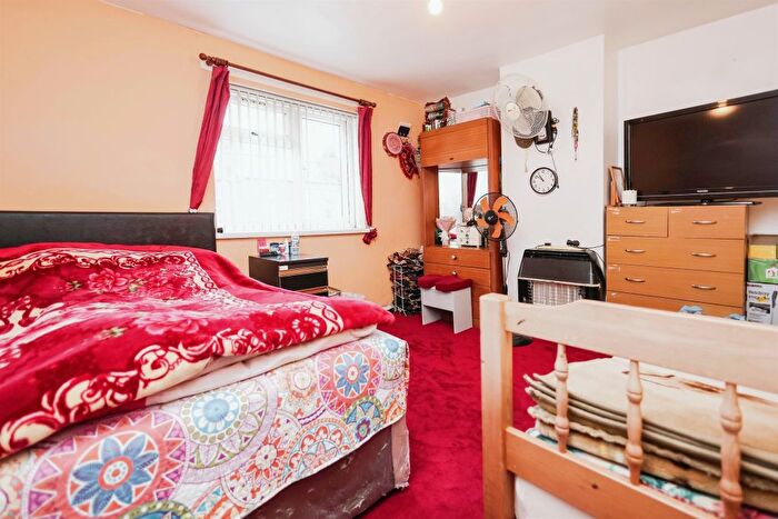 3 Bedroom Terraced House For Sale In Pretoria Road, Bordesley Green, Birmingham, B9