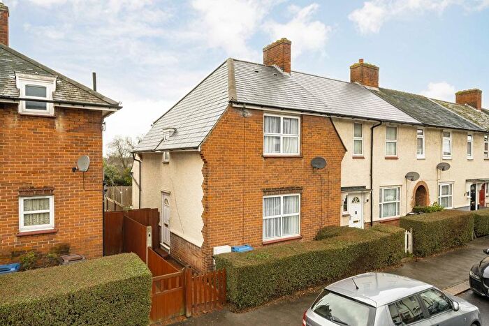 2 Bedroom Terraced House For Sale In Darcy Road, London, SW16
