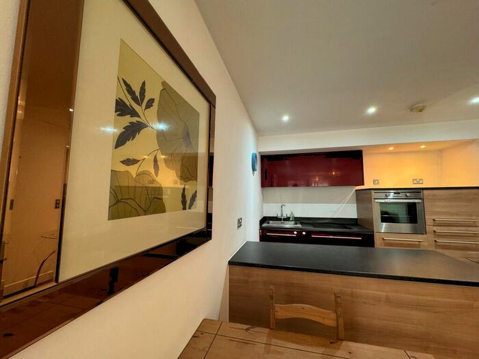 2 Bedroom Flat To Rent In The Boulevard, Birmingham, B5