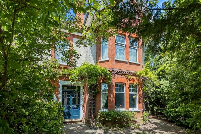 6 Bedroom Detached House To Rent In Effingham Road, Long Ditton, Surbiton, Surrey, KT6