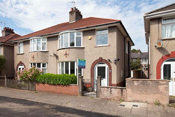 3 Bedroom Semi-Detached House For Sale In Lincoln Road, Lancaster, LA1