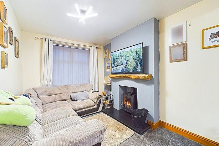 3 Bedroom End Of Terrace House For Sale In Main Street, Frizington, CA26