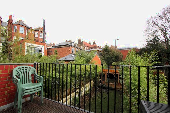 2 Bedroom Flat To Rent In Hillfield Park, Muswell Hill, N10