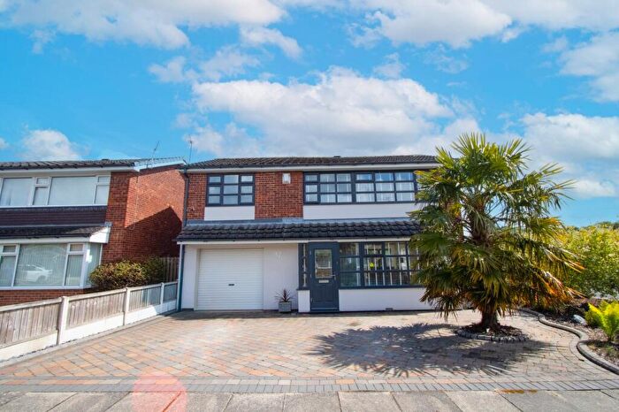 4 Bedroom Detached House For Sale In Howden Close, Bessacarr, Doncaster, DN4