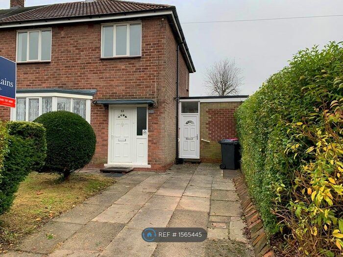 3 Bedroom Semi-Detached House To Rent In Winchester Road, Eccles, Manchester, M30