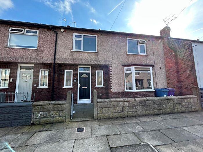 3 Bedroom House To Rent In Ferndale Road, L15