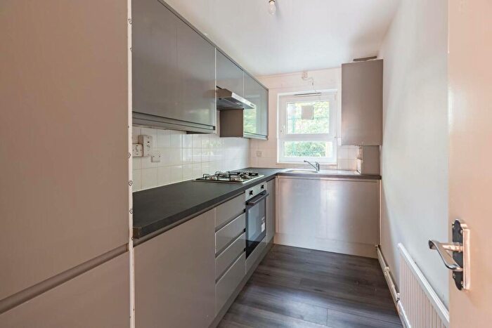 4 Bedroom Terraced House To Rent In Hallam Road, Harringay, London, N15
