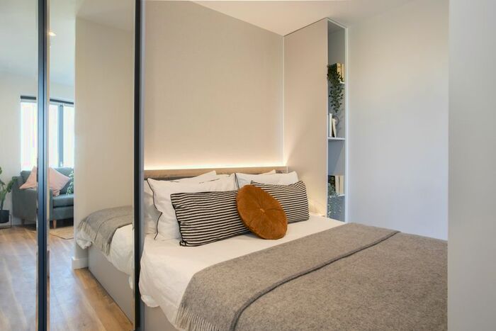 Studio To Rent In Enclave:Croydon, College Road, Croydon, CR0