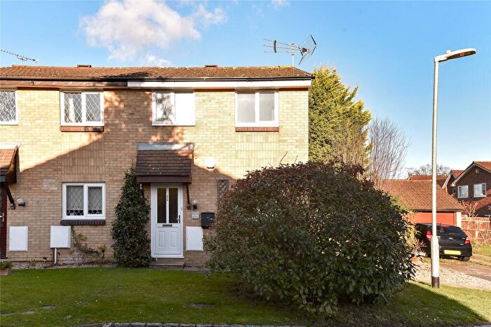 3 Bedroom Semi-Detached House To Rent In Theal Close, College Town, Sandhurst, Berkshire, GU47