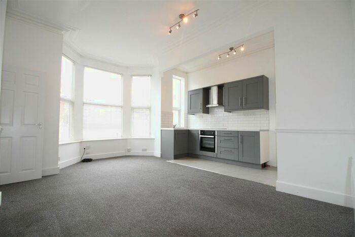 1 Bedroom Flat To Rent In Nottingham Road, New Basford, Nottingham, NG7