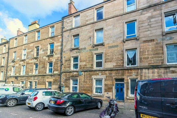 1 Bedroom Flat To Rent In Murdoch Terrace, Fountainbridge, Edinburgh, EH11
