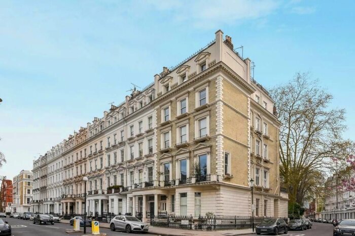 1 Bedroom Flat To Rent In Collingham Road, London, SW5