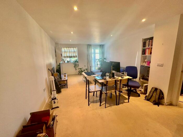 1 Bedroom Apartment To Rent In The Belvedere, Cambridge, CB2