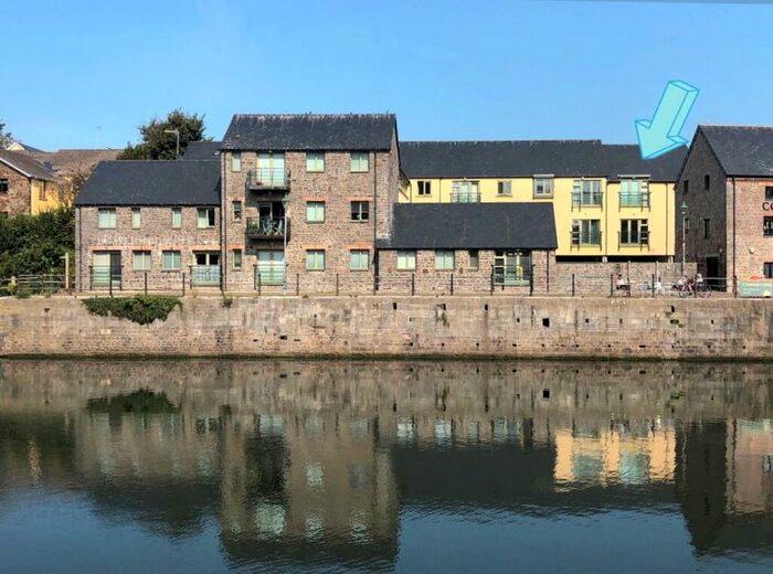 2 Bedroom Flat To Rent In North Quay Court, The Green, Pembroke, Sir Benfro, SA71
