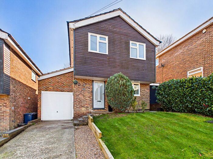 4 Bedroom Detached House For Sale In Highwoods Drive, Marlow, Buckinghamshire, SL7
