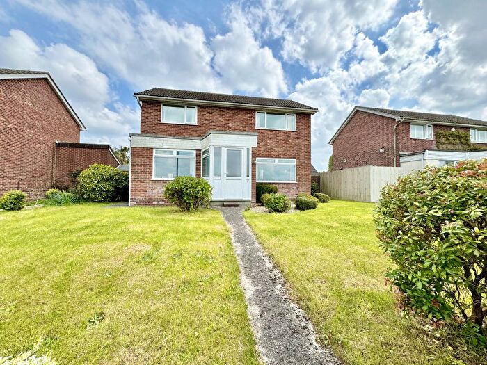 4 Bedroom Detached House For Sale In Mudford Road, Yeovil, Somerset, BA21