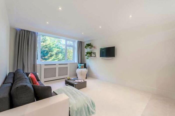 1 Bedroom Flat To Rent In Wellesley Court, Maida Vale, W9