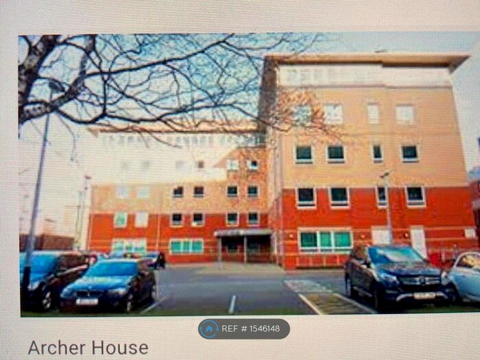 1 Bedroom Flat To Rent In Archer House, Stockport, SK1