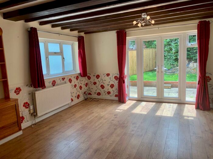 2 Bedroom End Of Terrace House To Rent In South Abingdon, Oxfordshire, OX14