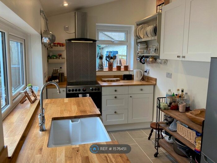 2 Bedroom End Of Terrace House To Rent In Fishponds, Fishponds, BS16