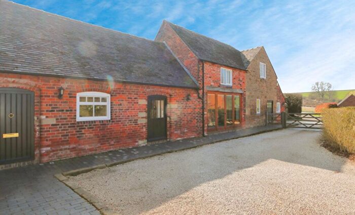 5 Bedroom Detached House For Sale In Woodhouses, Melbourne, DE73
