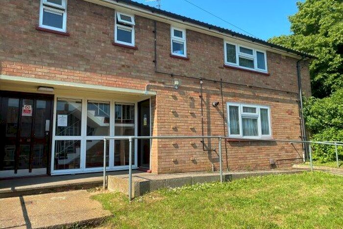 1 Bedroom Flat To Rent In Leyburne Road, Luton, LU3